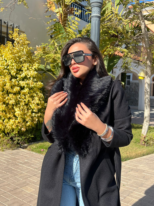 Long wool coat with fur collar