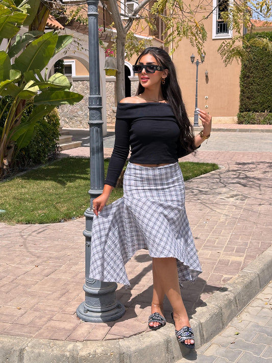 Asymmetric carreaux midi skirt