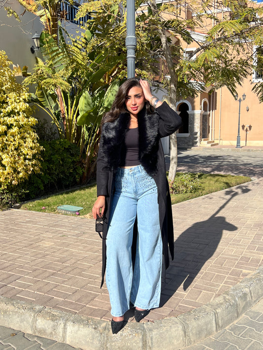 Long wool coat with fur collar