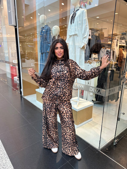 Leopard print set