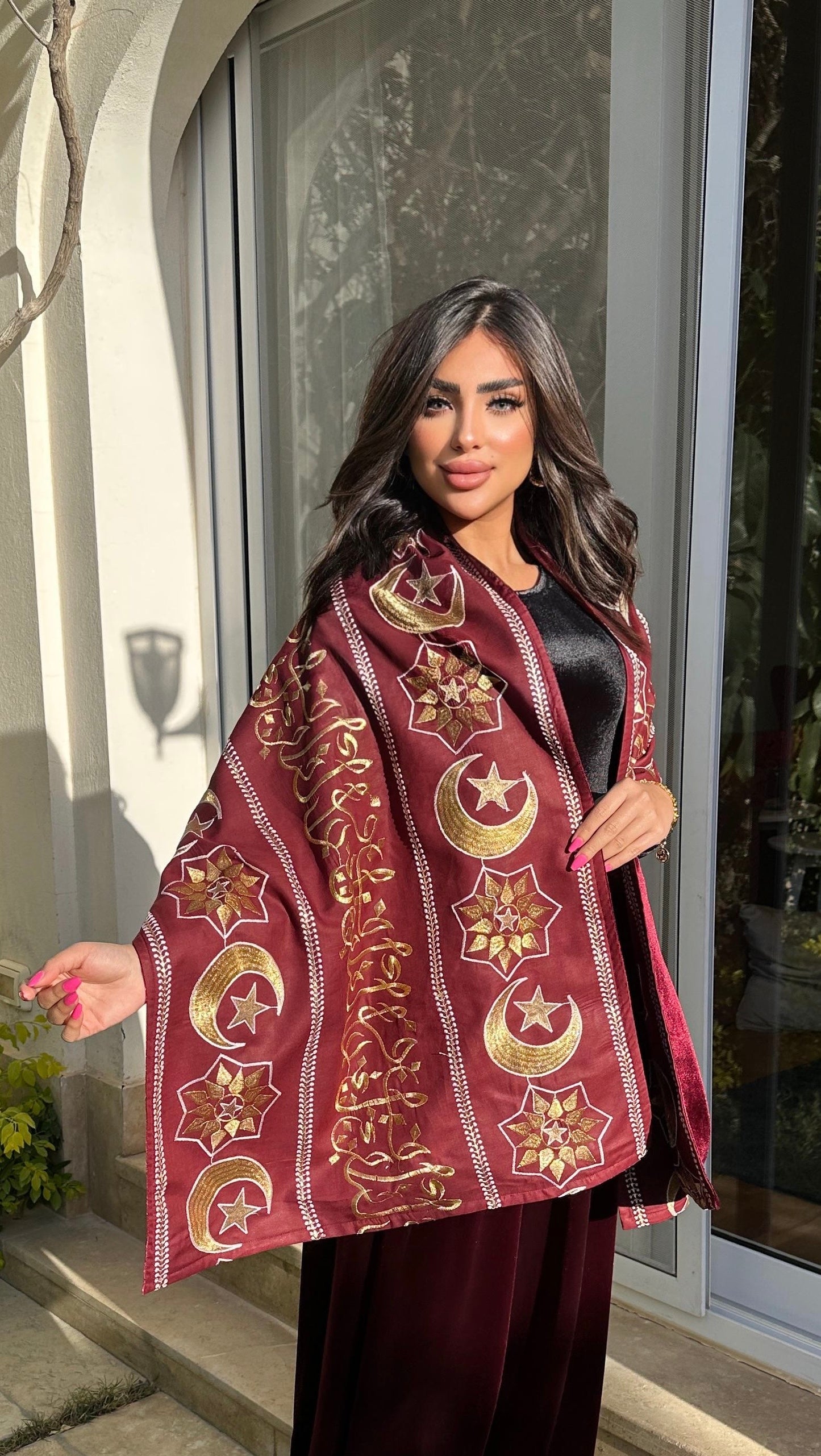Ramadan embroidered shawl